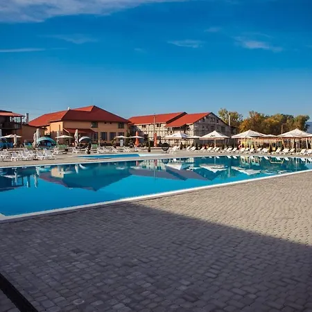 Ξενοδοχείο Illara 5*